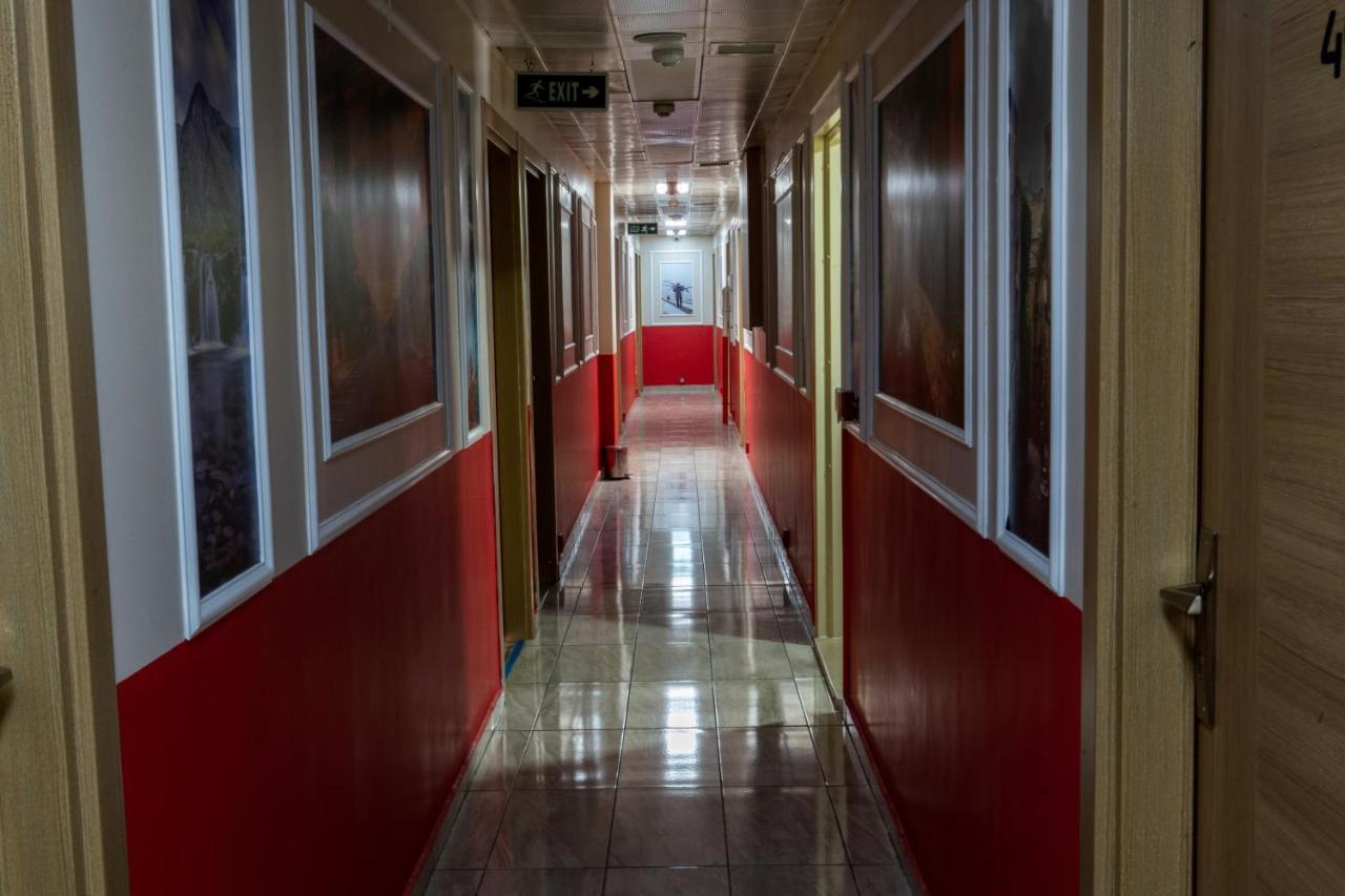 Loss Hotel Catalca ภายนอก รูปภาพ