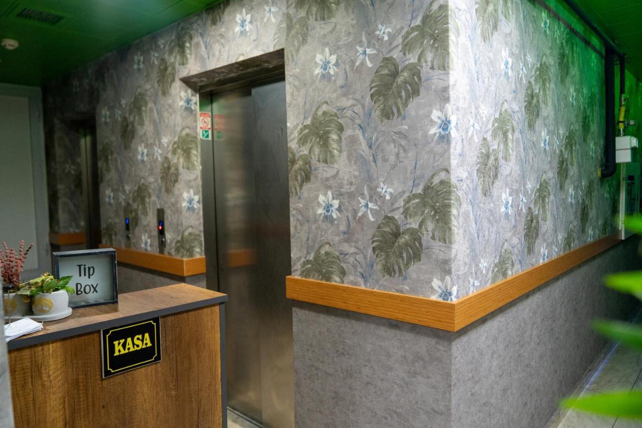 Loss Hotel Catalca ภายนอก รูปภาพ